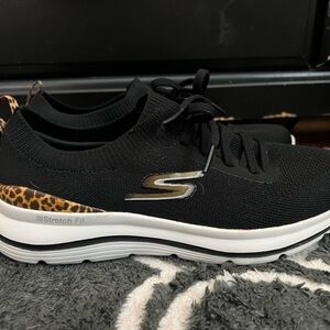 Skechers Women's Black and Leopard Sneakers